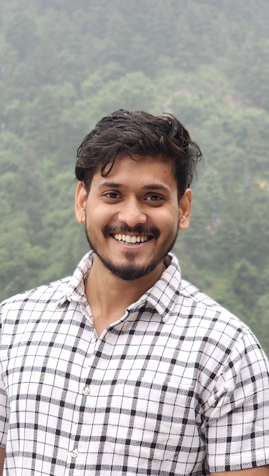 About Gaurav Bhardwaj